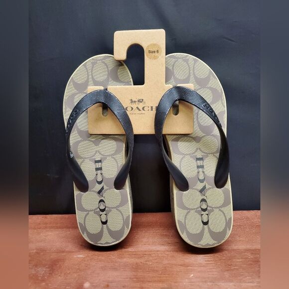 Coach Lynn Wedge Sandal Flip Flop in Size 6 NEW! - Picture 1 of 10
